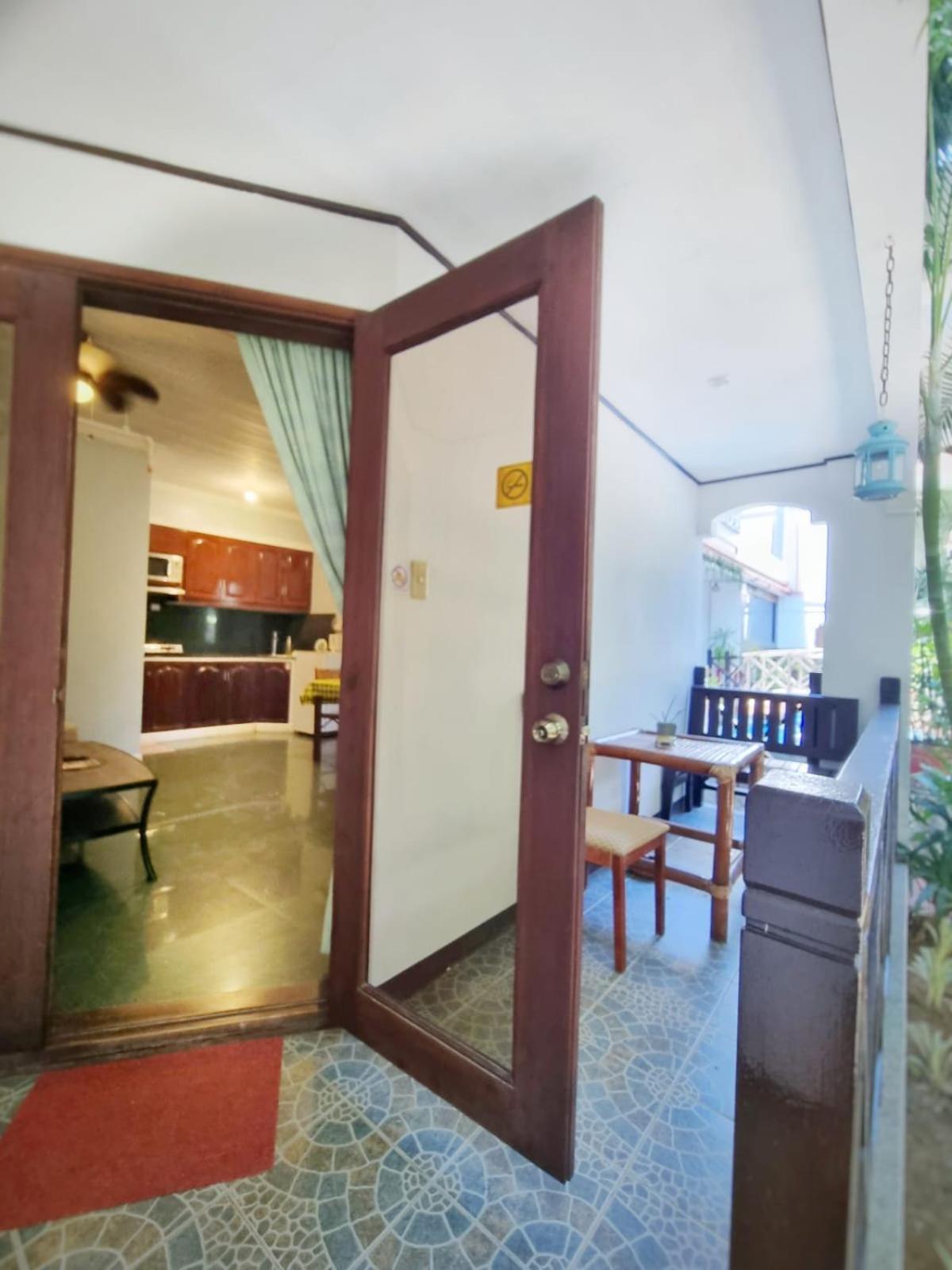 Nirvana Beach Resort Balabag  Екстериор снимка