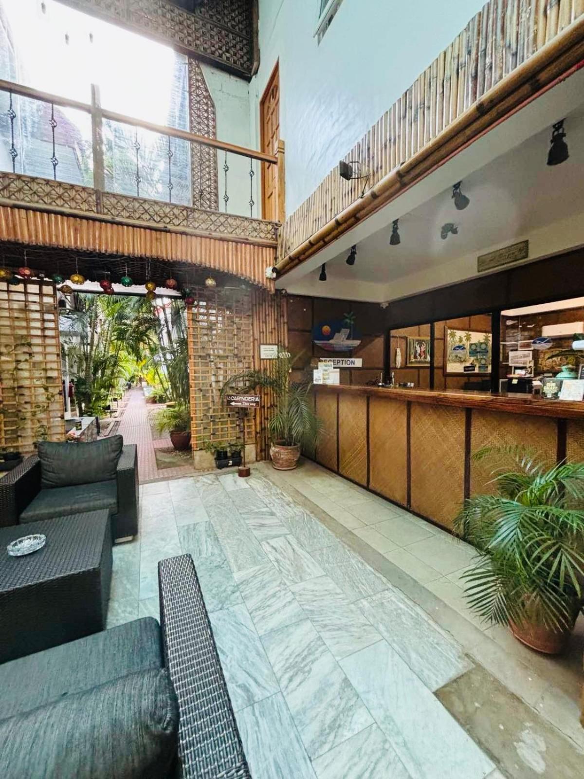 Nirvana Beach Resort Balabag  Екстериор снимка